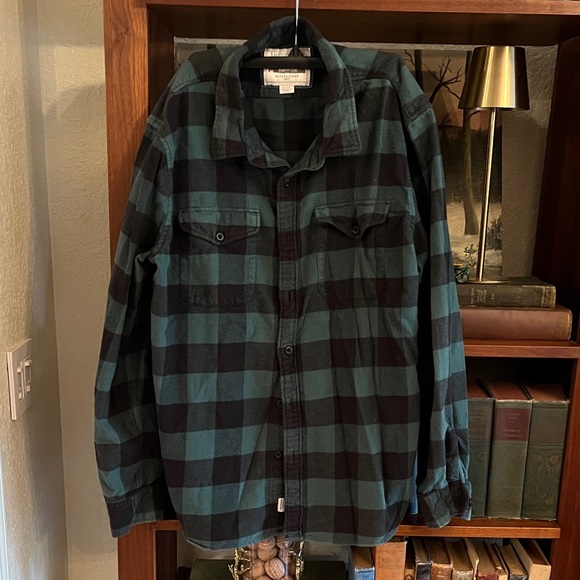 American Eagle Outfitters Other - American Eagle Outfitters Black & Teal Plaid Shirt Jacket